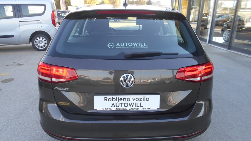 RABLJENO VOZILO VOLKSWAGEN PASSAT VARIANT 1,6 TDI DSG COMFORTLINE Automatski mjenjač DIESEL 81193