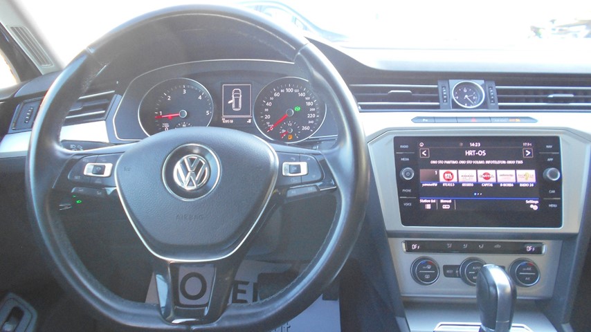 RABLJENO VOZILO VOLKSWAGEN PASSAT VARIANT 1,6 TDI DSG COMFORTLINE Automatski mjenjač DIESEL 81193