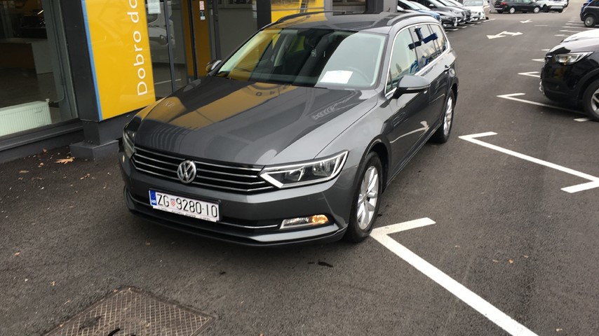 RABLJENO VOZILO VOLKSWAGEN PASSAT VARIANT 1.6 TDI DSG COMFORTLINE Automatski mjenjač DIESEL 81191