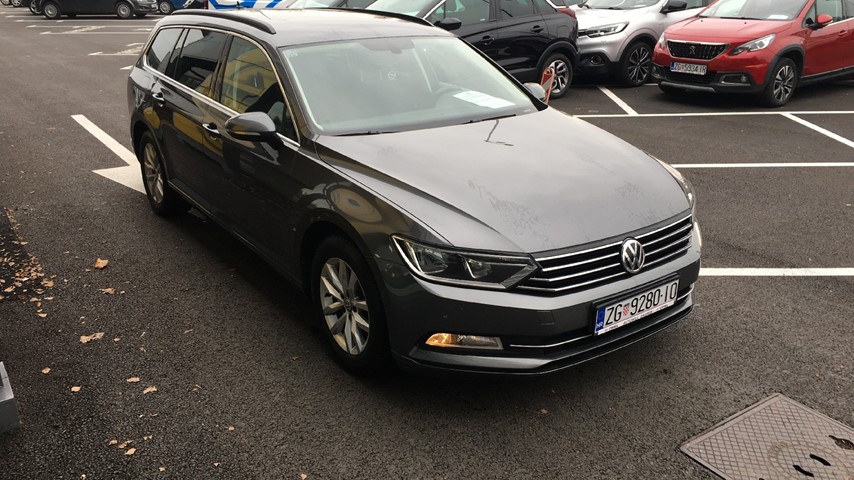 RABLJENO VOZILO VOLKSWAGEN PASSAT VARIANT 1.6 TDI DSG COMFORTLINE Automatski mjenjač DIESEL 81191