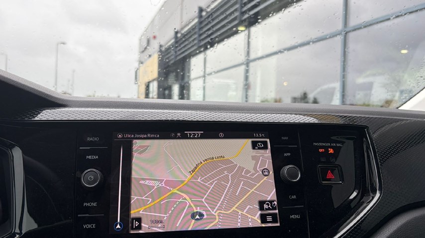 RABLJENO VOZILO VOLKSWAGEN POLO 1,0 Mehanički mjenjač BENZIN 100218