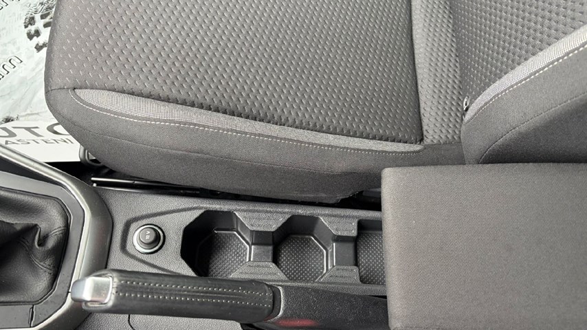 RABLJENO VOZILO VOLKSWAGEN POLO 1,0 Mehanički mjenjač BENZIN 100218