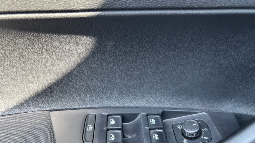 RABLJENO VOZILO VOLKSWAGEN POLO 1,0 Mehanički mjenjač BENZIN 100235