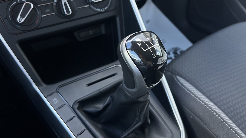 RABLJENO VOZILO VOLKSWAGEN POLO 1,0 Mehanički mjenjač BENZIN 100235