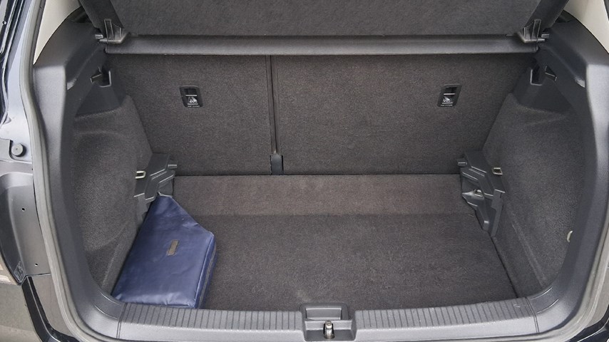 RABLJENO VOZILO VOLKSWAGEN T-CROSS 1,0 TSI LIFE Mehanički mjenjač BENZIN 20903