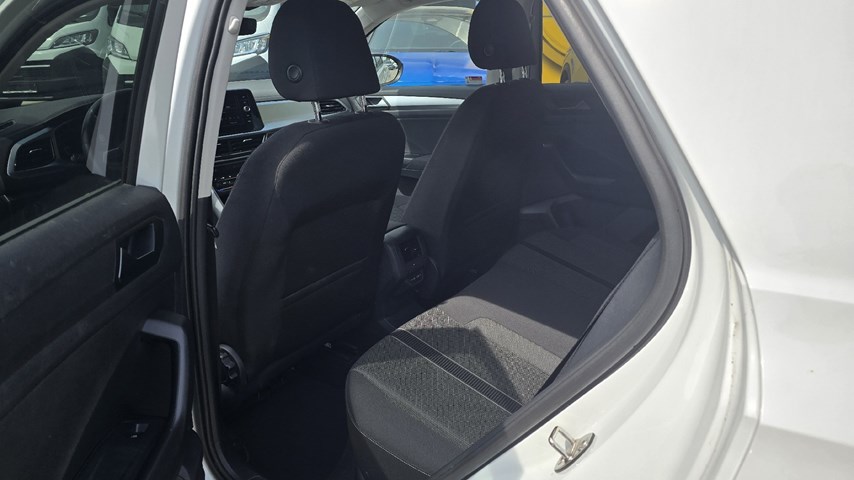 RABLJENO VOZILO VOLKSWAGEN T-ROC 1,0 Mehanički mjenjač BENZIN 100212