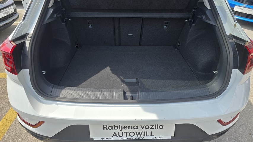 RABLJENO VOZILO VOLKSWAGEN T-ROC 1,0 Mehanički mjenjač BENZIN 100212