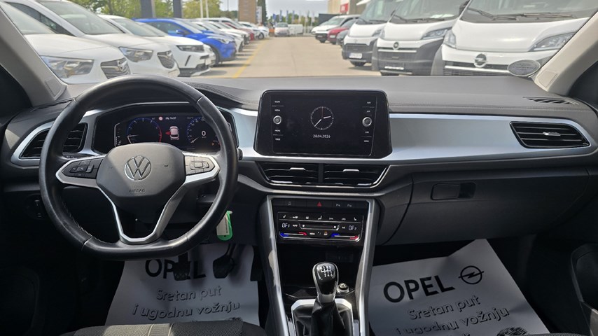 RABLJENO VOZILO VOLKSWAGEN T-ROC 1,0 Mehanički mjenjač BENZIN 100212