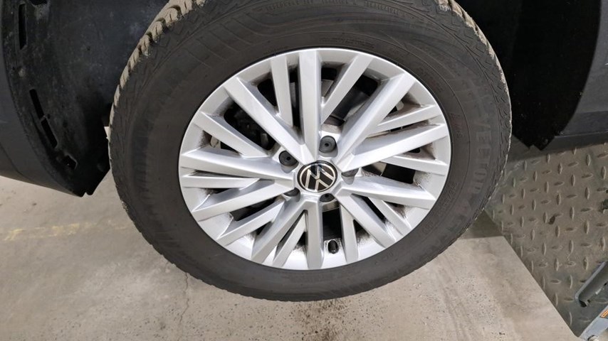 RABLJENO VOZILO VOLKSWAGEN T-ROC 1,0 Mehanički mjenjač BENZIN 100234