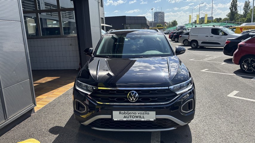 RABLJENO VOZILO VOLKSWAGEN T-ROC 1,0 Mehanički mjenjač BENZIN 100234