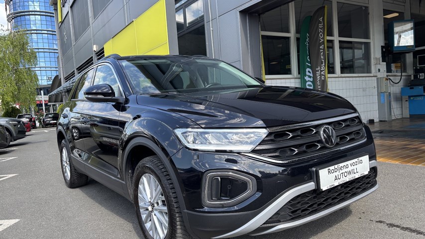 RABLJENO VOZILO VOLKSWAGEN T-ROC 1,0 Mehanički mjenjač BENZIN 100234