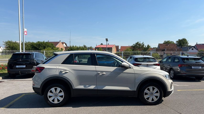 RABLJENO VOZILO VOLKSWAGEN T-ROC 1,0 Mehanički mjenjač BENZIN 100240
