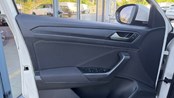 RABLJENO VOZILO VOLKSWAGEN T-ROC 1,0 Mehanički mjenjač BENZIN 100240