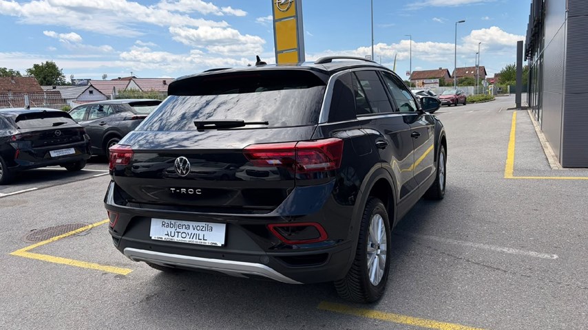 RABLJENO VOZILO VOLKSWAGEN T-ROC 1,0 Mehanički mjenjač BENZIN 100234