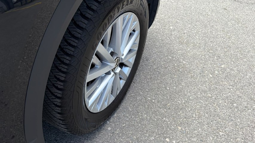 RABLJENO VOZILO VOLKSWAGEN T-ROC 1,0 Mehanički mjenjač BENZIN 100234