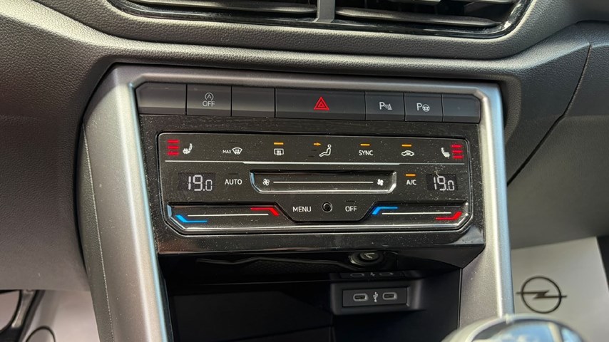 RABLJENO VOZILO VOLKSWAGEN T-ROC 1,0 Mehanički mjenjač BENZIN 100234