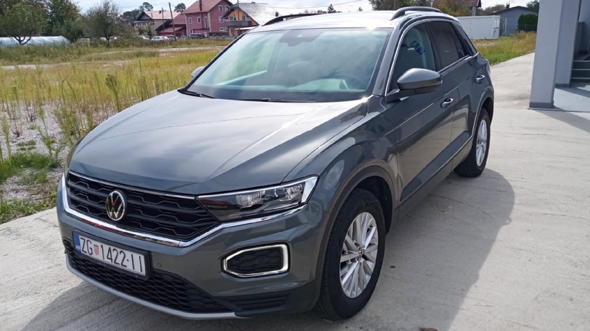 RABLJENO VOZILO VOLKSWAGEN T-ROC 1,0 TSI DESIGN Mehanički mjenjač BENZIN R148520