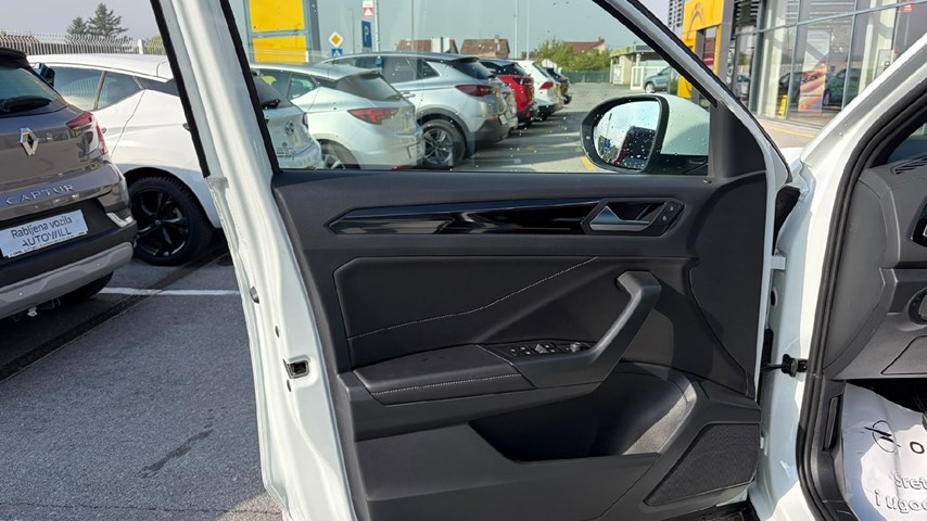 RABLJENO VOZILO VOLKSWAGEN T-ROC R-LINE 1,0 TSI Mehanički mjenjač BENZIN 100243