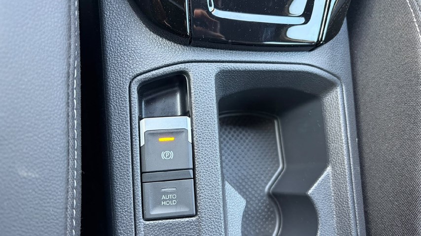 RABLJENO VOZILO VOLKSWAGEN T-ROC R-LINE 1,0 TSI Mehanički mjenjač BENZIN 100243