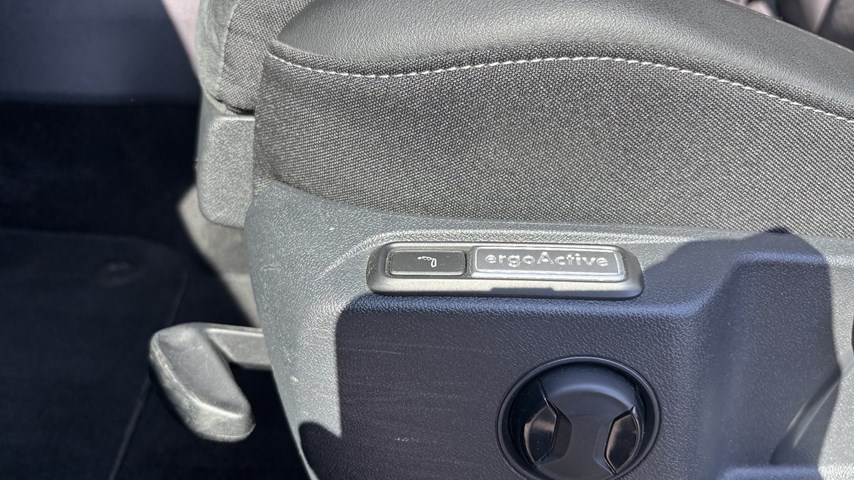 RABLJENO VOZILO VOLKSWAGEN T-ROC STYLE 2,0 TDI Mehanički mjenjač DIESEL 100247