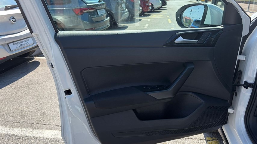 RABLJENO VOZILO VOLKSWAGEN TAIGO 1,0 Mehanički mjenjač BENZIN 100232
