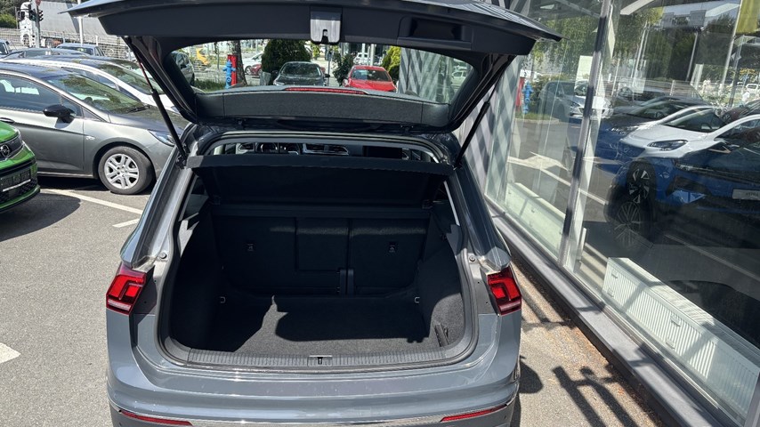 RABLJENO VOZILO VOLKSWAGEN TIGUAN 2,0 D Automatski mjenjač DIESEL 100233